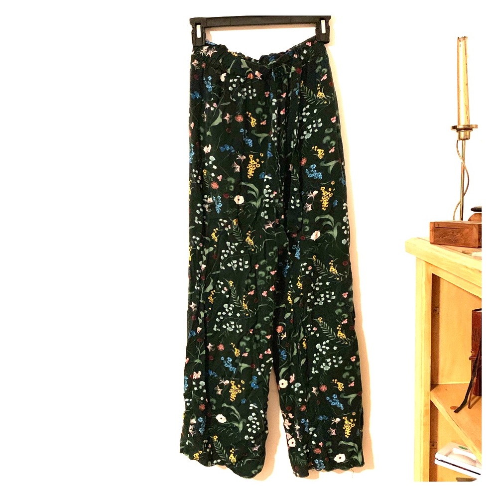 Green floral flowing pants